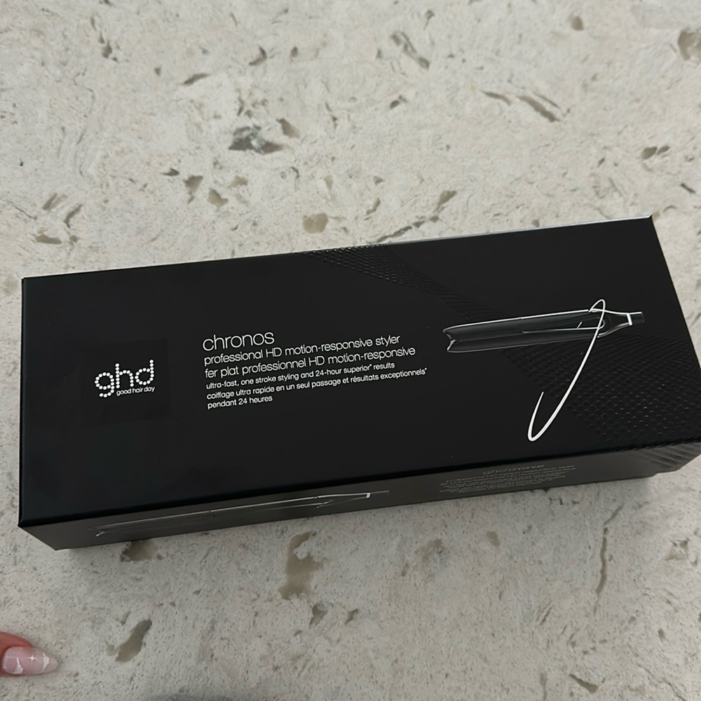 GHD chronos hair straightner